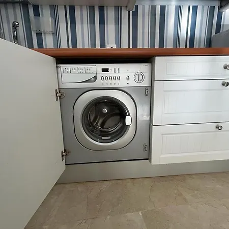 Apartamento Piso Moderno En El Centro Historico A 3 Min Del Mar Estepona